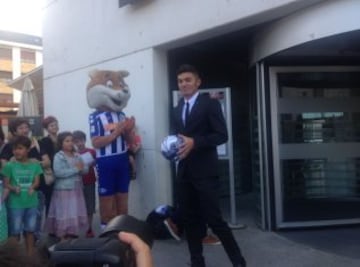 Imágenes del entrenamiento y presentación de Torres en Alavés