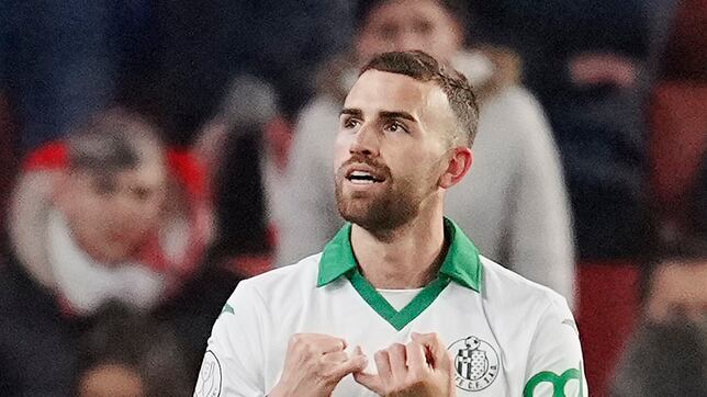 La rodilla de Borja Mayoral le deja sin jugar ante el Barça