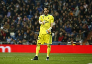 Portero veterano y suplente de Keylor Navas durante las tres Champions consecutivas del conjunto blanco. Fichaje de este verano del Elche procedente del Leeds United.