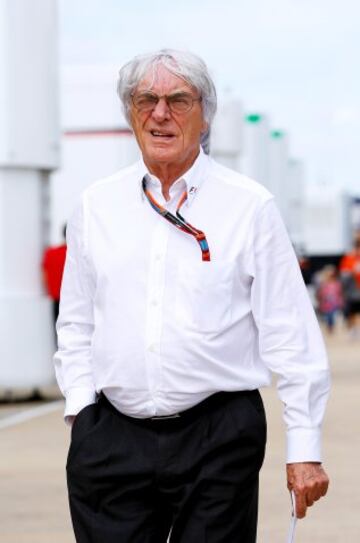 Bernie Ecclestone en el paddock.