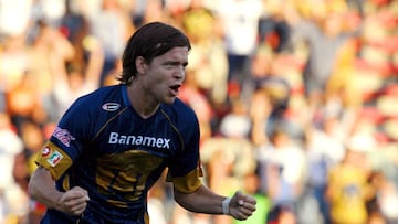 ‘El Tano’ fue el mejor goleador de Universidad Nacional durante su momento. Sus anotaciones lo pusieron en la mira de Europa y partió al UD Almería de España.