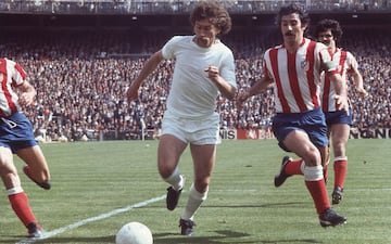 El futbolista alemán firmó por el Real Madrid en 1974, tras ganar la Copa de Europa con el Bayern. El polivalente futbolista rindió a gran nivel en el equipo blanco durante las tres temporadas que disputó como jugador del Real Madrid.