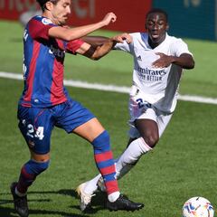 Mendy, el verso libre