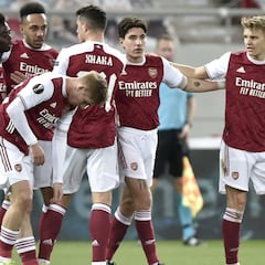 Aubameyang salva al Arsenal de la condena de Ceballos