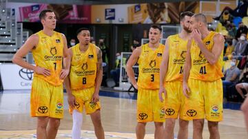 Los jugadores del Gran Canaria en un partido de la Liga Endesa.