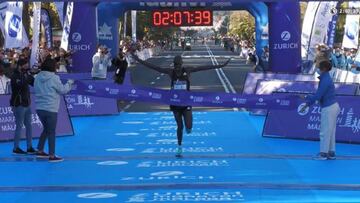 Mark Korir gana el Maratón de Málaga con récord