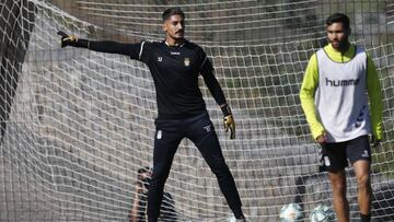 Álvaro Valles: “Aunque no juegue, me voy igual de caliente si no ganamos”