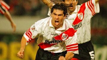 Marcelo Salas ganó la Supercopa Conmebol Sudamericana 1997 con River Plate (Argentina). Jugó 9 partidos y marcó siete goles.