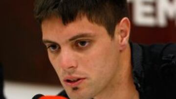 Galeano: "Al vestuario lo veo bien y el grupo está muy entero"