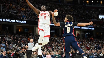 A final quarter flurry from Aaron Holiday took Houston to the win at Rocket Arena.