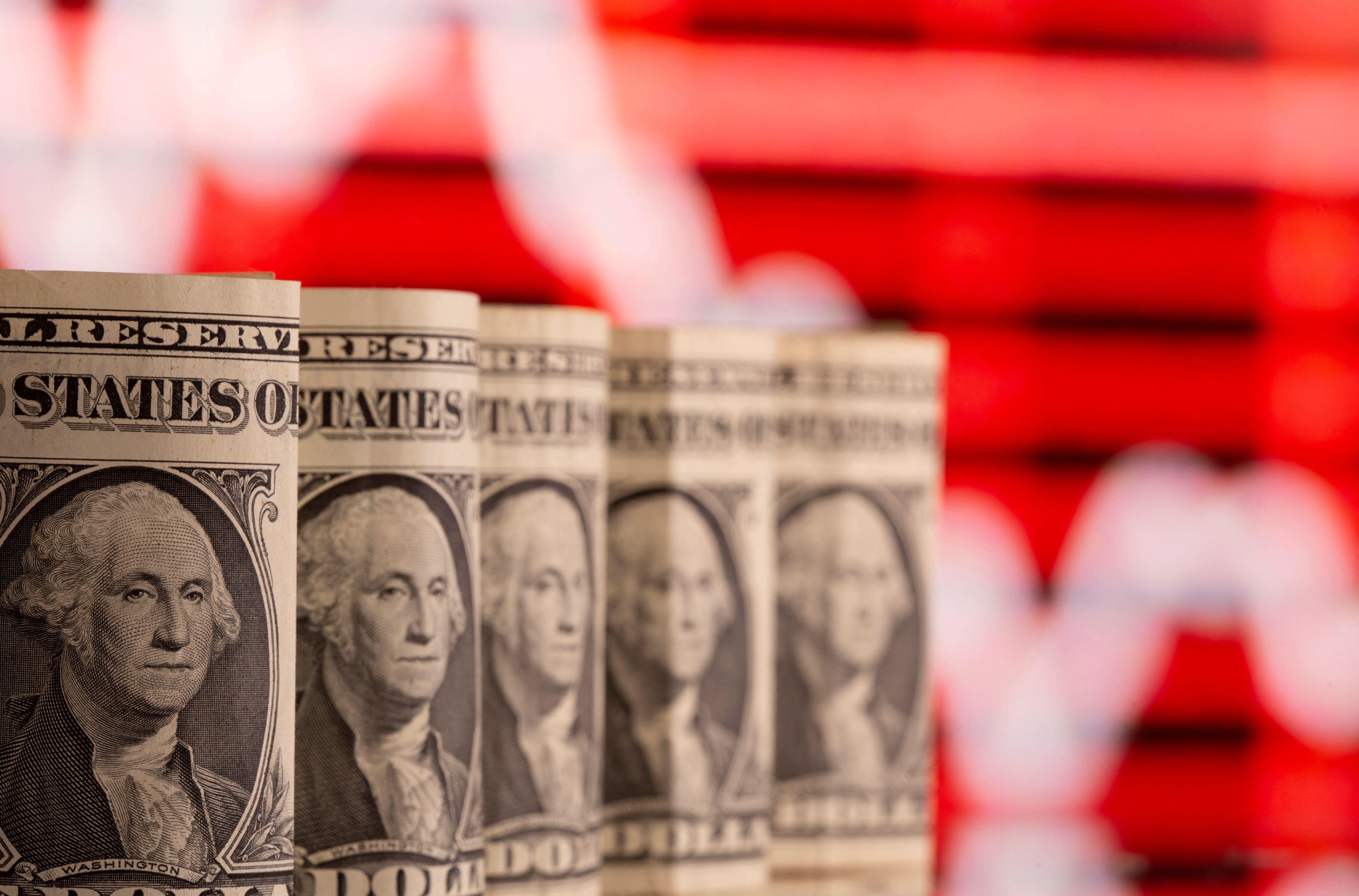 Billionaire investor warns of looming disaster for the US economy: Debt is heading toward a “death spiral”