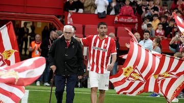 25/05/25 PARTIDO SEGUNDA DIVISION
SPORTING GIJON - CARTAGENA
HOMENAJE COTE CON SU ABUELO