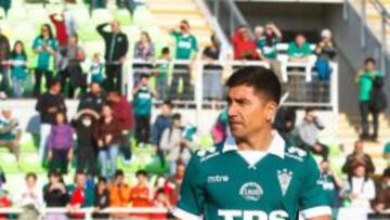 Pizarro fue presentado en el Estadio El&iacute;as Figueroa, de Playa Ancha.