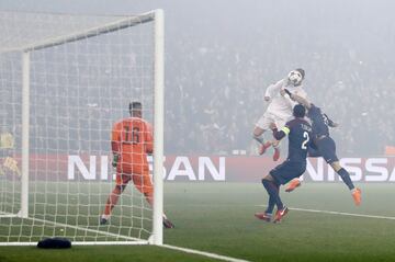 Great cross from Lucas Vázquez and Cristiano Ronaldo makes it 1-0.