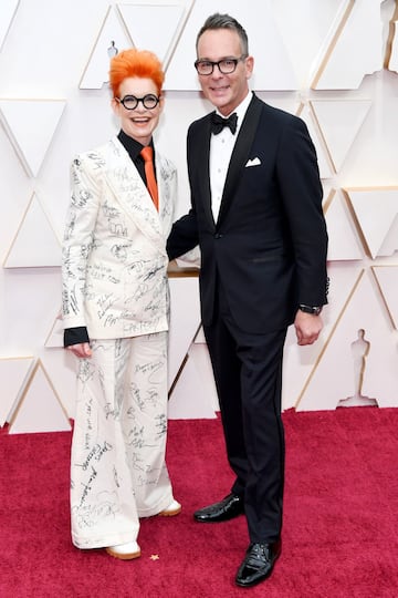 Sandy Powell y  Christopher Peterson, nominados al Oscar al  mejor vestuario por 'El irlandés'.