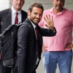 Juan Mata y la Escuela de Mareo, galardonados con el premio
Enrique Castro 'Quini'