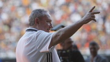 13/08/16 PRESENTACION OFICIAL DEL VALENCIA CF -
EN EL ESTADIO DE MESTALLA
DESPEDIDA DE ESPAÑETA UTILLERO