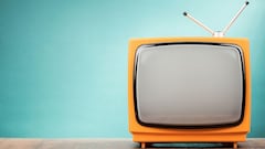 ¿Cómo ver contenidos del móvil en la tele sin tener una Smart TV?
