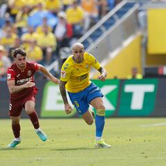 Sandro: a falta de marcar goles, buenas son las asistencias