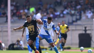 (L-R), Eduardo Salvio of Pumas and Emanuel Gularte of Puebla during the game Pumas UNAM vs Puebla, corresponding to Round 10 of the Torneo Clausura 2023 of the Liga BBVA MX, at Olimpico Universitario Stadium, on March 05, 2023.
<br><br>
(I-D), Eduardo Salvio de Pumas y Emanuel Gularte de Puebla durante el partido Pumas UNAM vs Puebla, Correspondiente a la Jornada 10 del Torneo Clausura 2023 de la Liga BBVA MX, en el Estadio Olimpico Universitario, el 05 de Marzo de 2023.