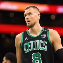 Kristaps Porzingis deja a los Boston Celtics tras canje a los Atlanta Hawks