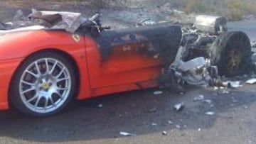 Ever Banega sale ileso del incendio de su Ferrari