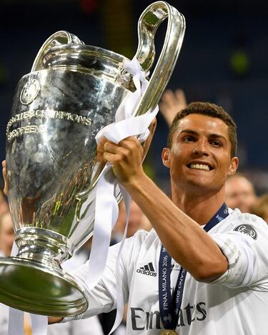 123 años de Real ¡Felicidades a toda la familia madridista! ¡Hala Madrid!