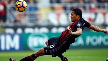 Carlos Bacca, delantero estrella del Milan.