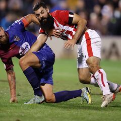 Villalibre: “Que meta goles Guruzeta es bueno, me exige a mí que dé un puntito más”