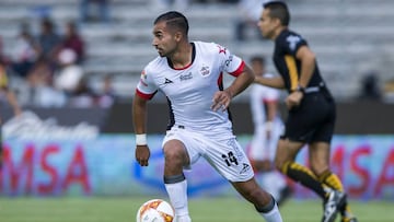 
 
 
 
 Action photo of the Lobos BUAP vs Morelia match corresponding to the 11th day of the 2018 Apertura of the BBVA Bancomer League tournament held at the University Stadium of the BUAP.
 
 
 
 EN LA FOTO: