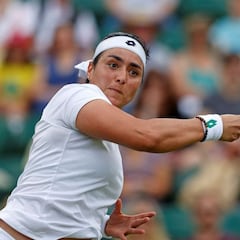 Jabeur también apea a Swiatek y es la primera árabe en cuartos