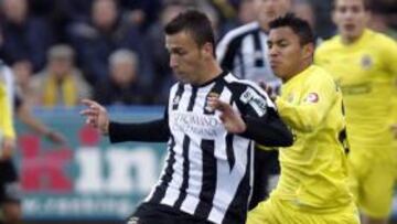 <b>ESPERANZADO. </b>Txiki quiere evitar el quirófano a toda costa.