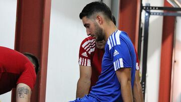 Roberto L¨®pez, una de las incorporaciones del Mirand¨¦s, se somete a las pruebas m¨¦dicas en el inicio de la pretemporada.