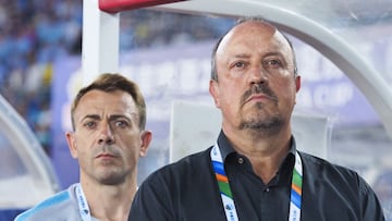 DALIAN, CHINA - AUGUST 19: Head coach Rafa Benitez of Dalian Yifang looks on during the 2019 Chinese Football Association (CFA) Cup semi-final match between Dalian Yifang and Shanghai Shenhua at Dalian Sports Center Stadium on August 19, 2019 in Dalian, L