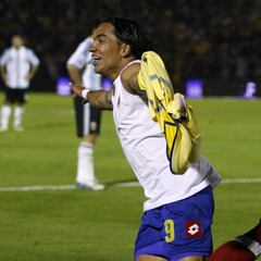 “Si hubiera tenido más orden, habría triunfado como James o Falcao”