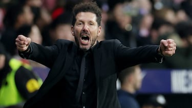 Simeone celebra un gol del Atlético ante el Mallorca. El Atleti más goleador.