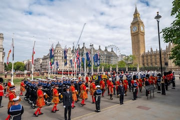 El cortejo fúnebre cerca de la Abadía de Westminster.