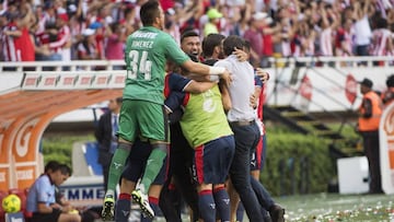 Chivas le gana al Tigres de Vargas y se corona campeón