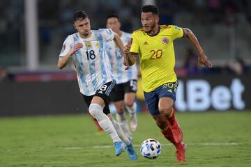 La Selección perdió 1-0 ante Argentina y quedó lejos de los puestos de clasificación a Qatar. Con dos fechas por jugar, ocupa la séptima casilla de la tabla.