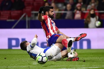 Unai Bustinza and Diego Costa.