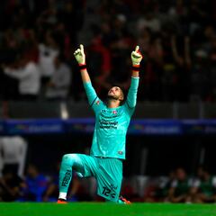 Vargas ataja penal y Quiñones anota en victoria de Atlas