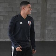 Juanfer Quintero avanza con sus entrenamientos en casa
