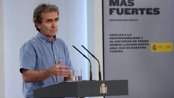 GRAF9403. MADRID, 17/06/2020.- El director del Centro de Alertas y Emergencias Sanitarias, Fernando Simón, ofrece una rueda de prensa este miércoles sobre la gestión de la crisis por el coronavirus. EFE/JM Cuadrado/ Moncloa Pool FOTOGRAFÍA CEDIDA/ SÓLO USO EDITORIAL/PROHIBIDA SU VENTA