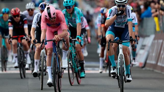 Pedersen gana de rosa su tercer esprint en el Giro