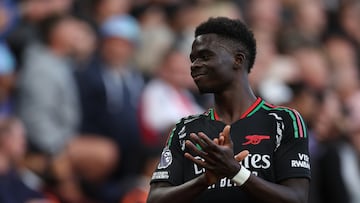 Con la victoria del Arsenal, Saka iguala registro de Rooney y Fàbregas a los 22 años de edad en la Premier League.