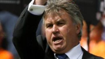 El futuro entrenador de Holanda, Guus Hiddink.