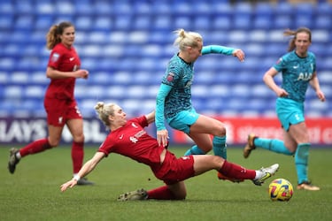 Rehanne Skinner sacked as Tottenham manager after a string of nine defeats