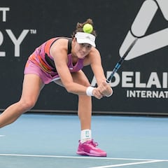 Muguruza deja escapar la victoria en su regreso