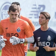 Los cuatro españoles que debieron ganar el Balón de Oro para Óliver Torres