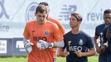 Los cuatro españoles que debieron ganar el Balón de Oro para Óliver Torres